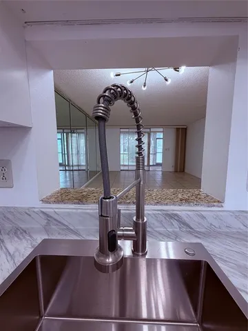 $2,290 | 301 Northeast 14th Avenue, Unit 108, Hallandale Beach, FL 33009