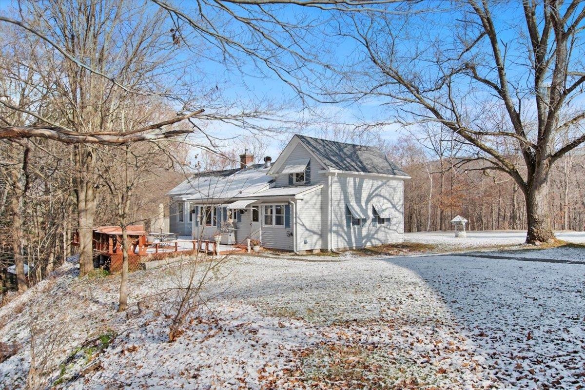 454 Northwest Hill Road Pownal, VT 05261 - Photo 6 of 12 Gallery Image 6