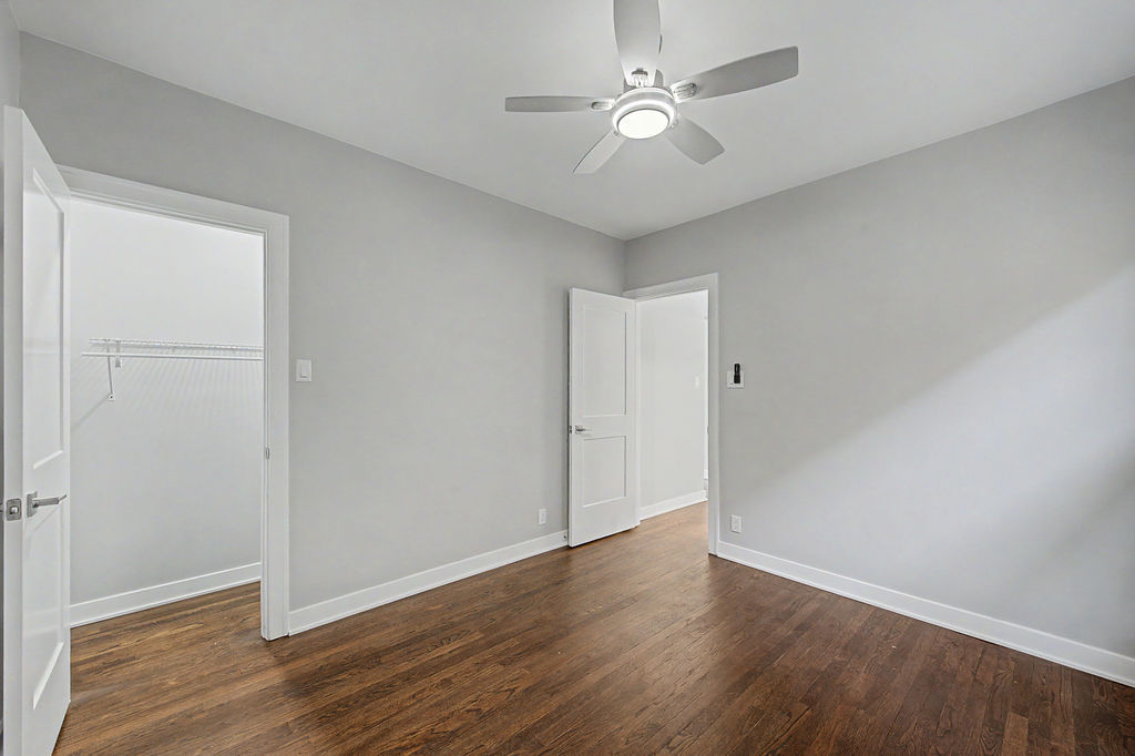 4945 West Addison Street Chicago, IL 60641 - Photo 19 of 47