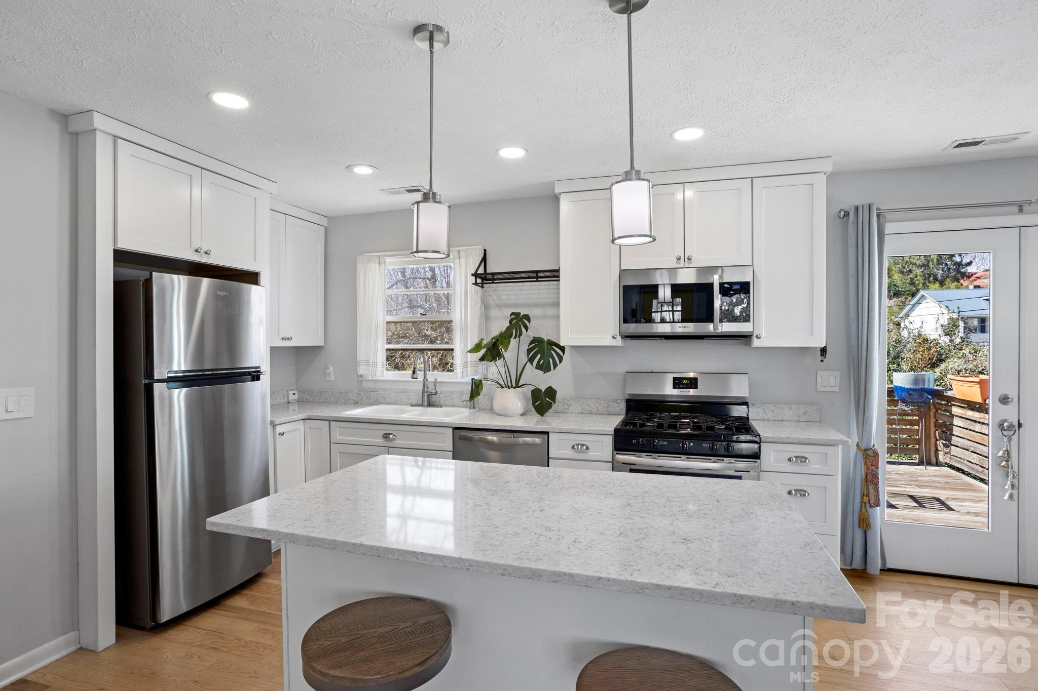 25 Ridgelawn Road Asheville, NC 28806 - Photo 14 of 47 Gallery Image 14