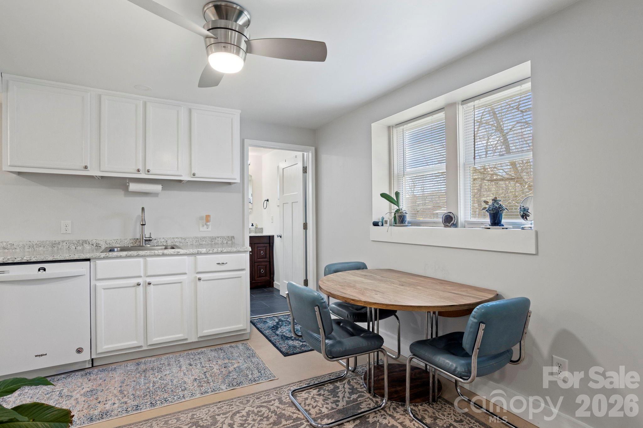 25 Ridgelawn Road Asheville, NC 28806 - Photo 31 of 47 Gallery Image 31