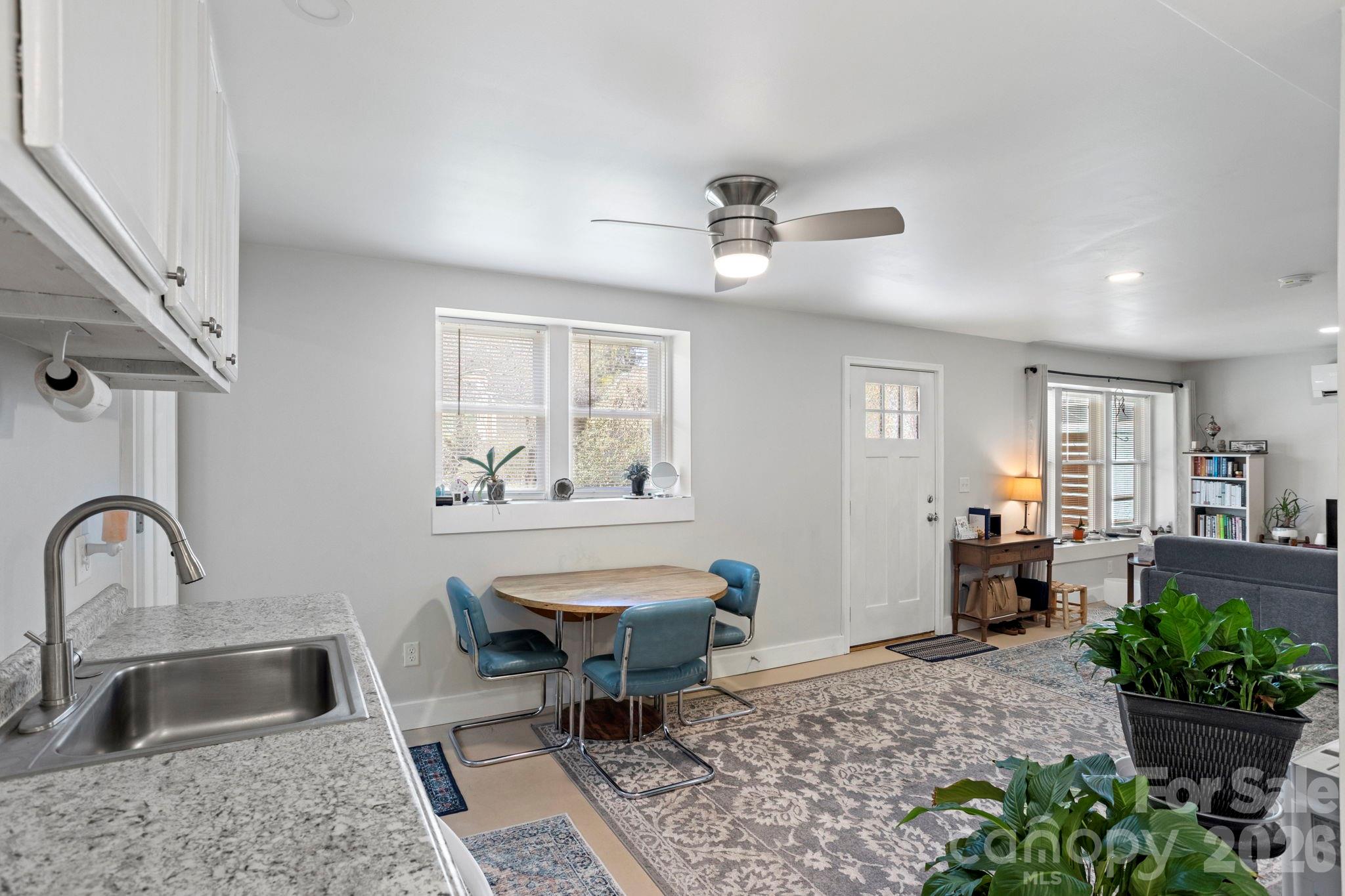 25 Ridgelawn Road Asheville, NC 28806 - Photo 34 of 47 Gallery Image 34