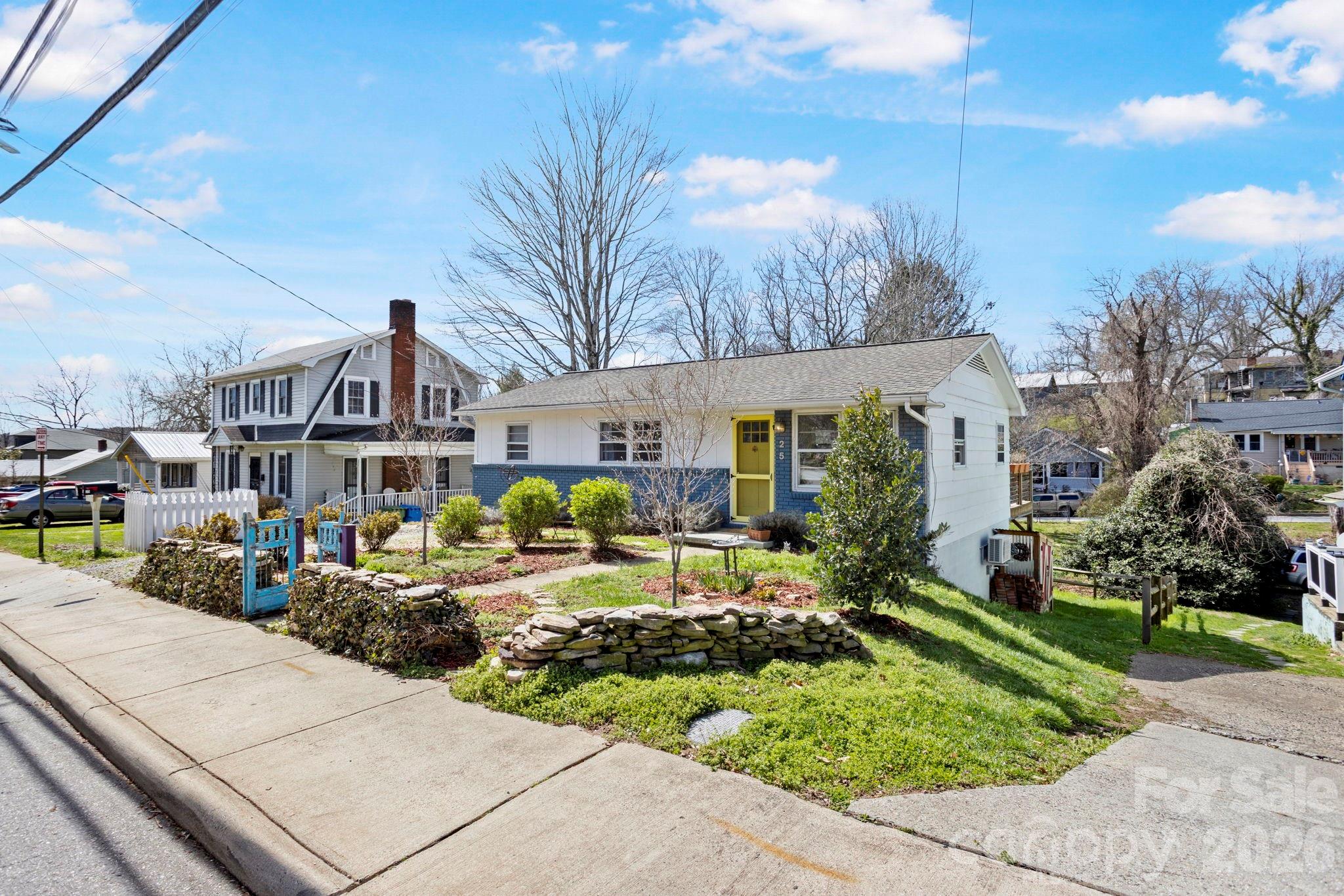 25 Ridgelawn Road Asheville, NC 28806 - Photo 4 of 47 Gallery Image 4