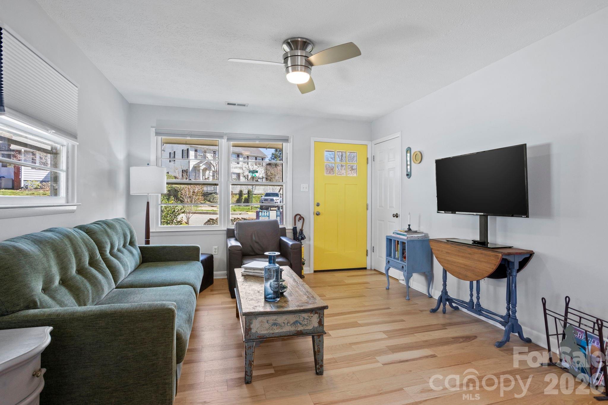 25 Ridgelawn Road Asheville, NC 28806 - Photo 7 of 47 Gallery Image 7