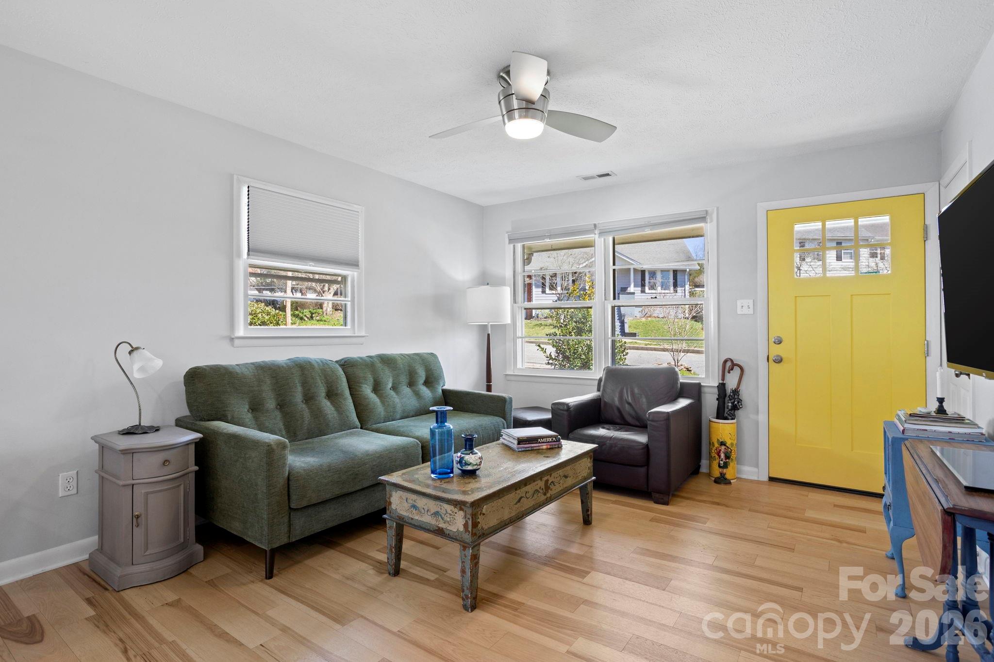 25 Ridgelawn Road Asheville, NC 28806 - Photo 8 of 47 Gallery Image 8