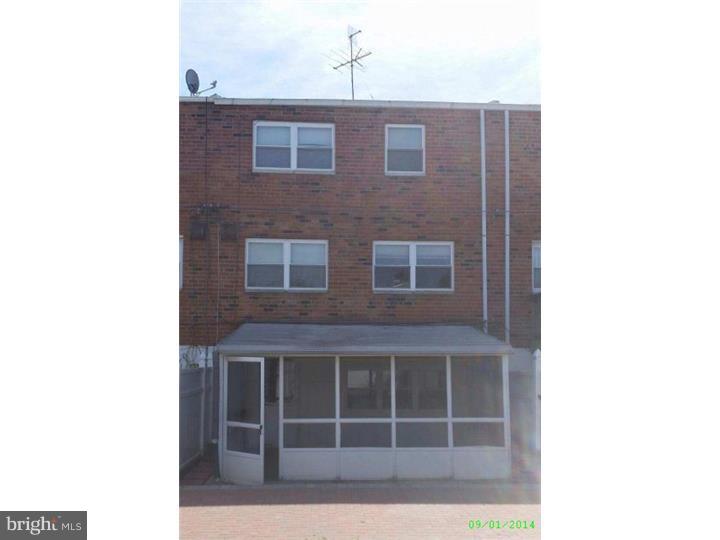 10828 East Keswick Road Philadelphia, PA 19154 - Photo 11 of 12 Exterior Back