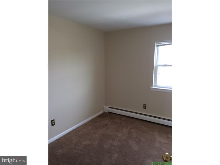 10828 East Keswick Road Philadelphia, PA 19154 - Photo 8 of 12 Bedroom 3