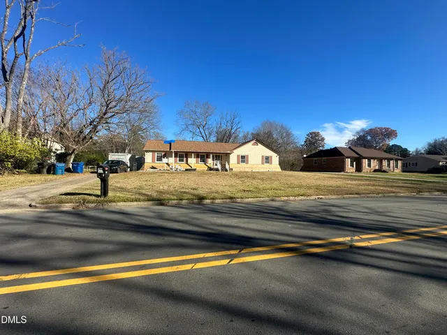 a view of pool and ocean view