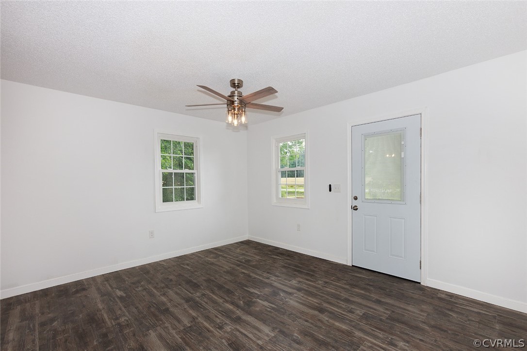19210 Old Cryors Road McKenney, VA 23872 - Photo 5 of 20 Gallery Image 5