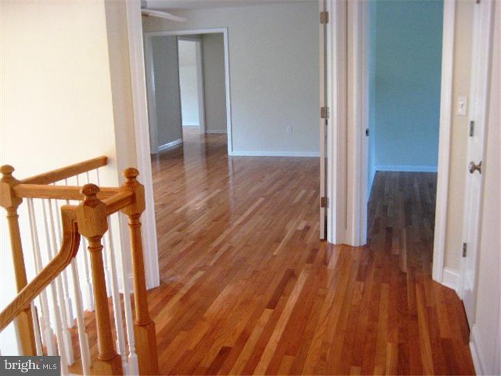 710 Edinburg Road Hamilton, NJ 08619 - Photo 14 of 20 Hallway