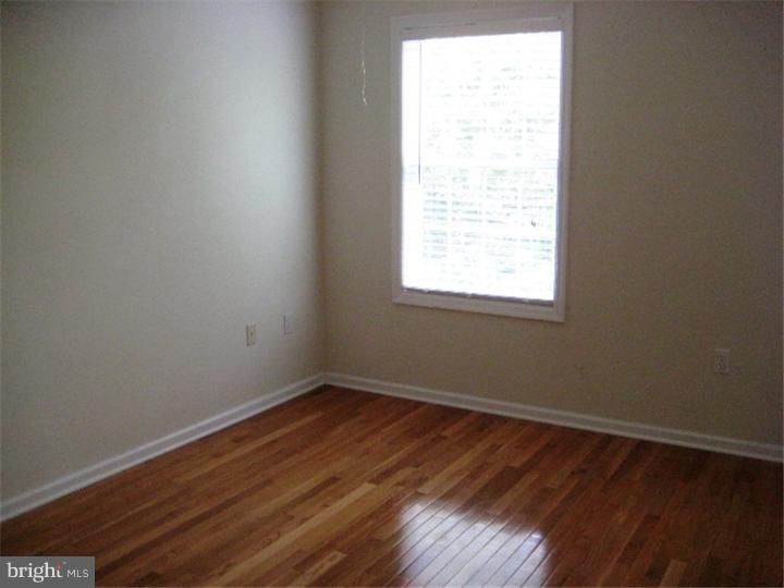 710 Edinburg Road Hamilton, NJ 08619 - Photo 16 of 20 Bedroom 3