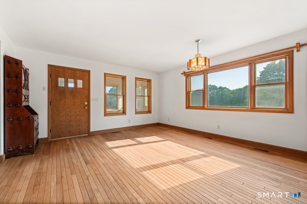 30 Old Middle Road Brookfield, CT 06804 - Photo 18 of 35 Gallery Image 18