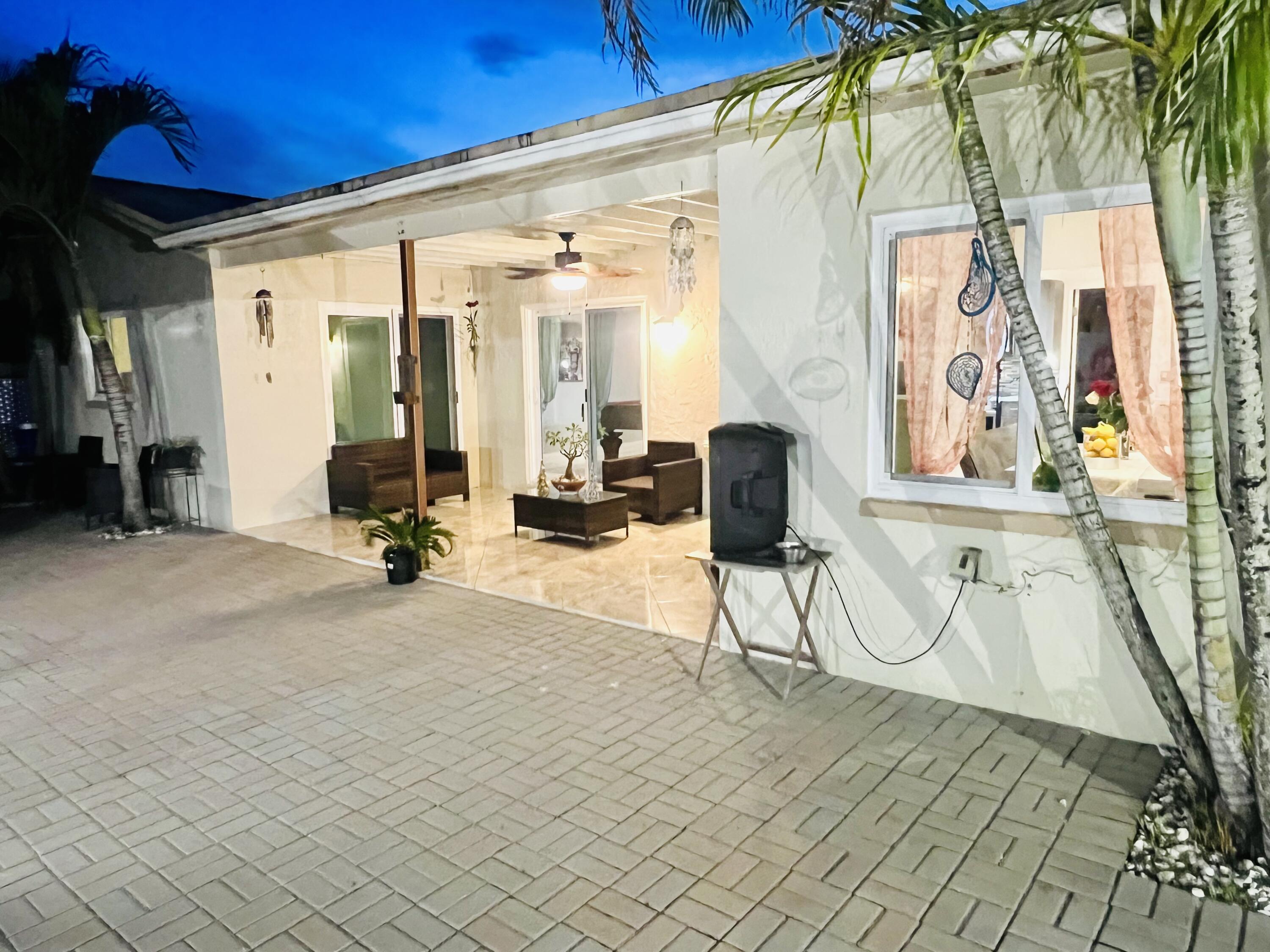 22744 Southwest 54th Way Boca Raton, FL 33433 - Photo 61 of 72 IMG_4174