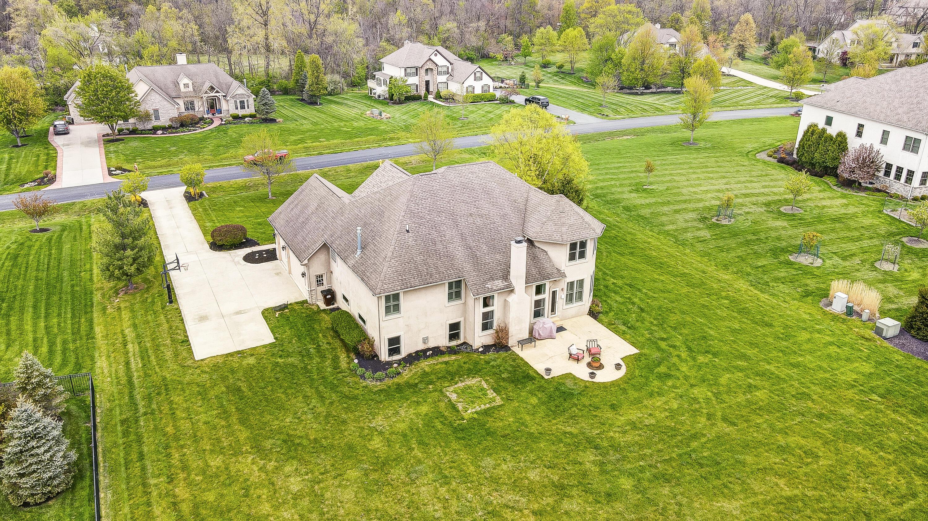 5292 Summer Ridge Lane Galena, OH 43021 - Photo 11 of 46 The Perfect Setting