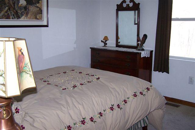 4495 Saunders Road Vinton, VA 24179 - Photo 7 of 11 Bedroom 2