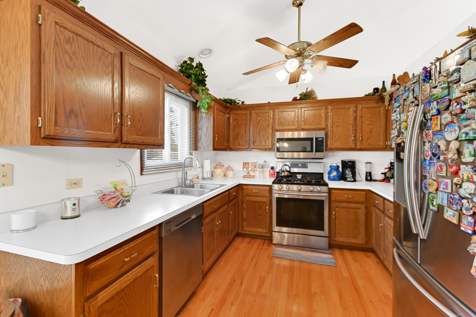 433 Wheatfield Road Matteson, IL 60443 - Photo 8 of 23