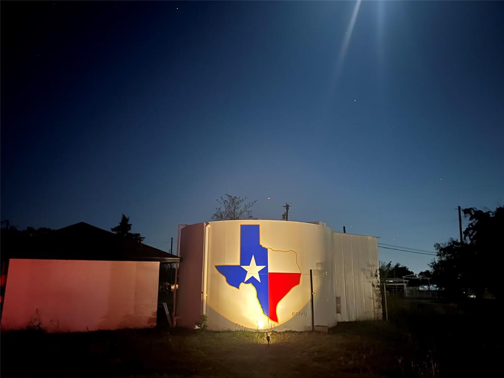 5769 Williams Street Nevada, TX 75173 - Photo 3 of 9