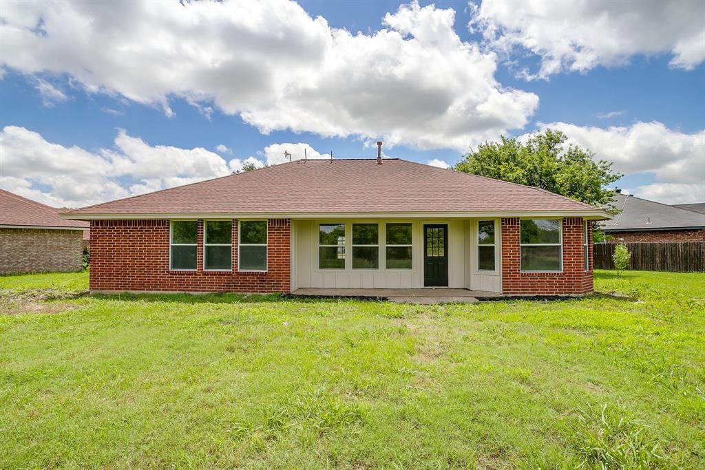 102 Meadow Ridge Avenue Venus, TX 76084 - Photo 39 of 40