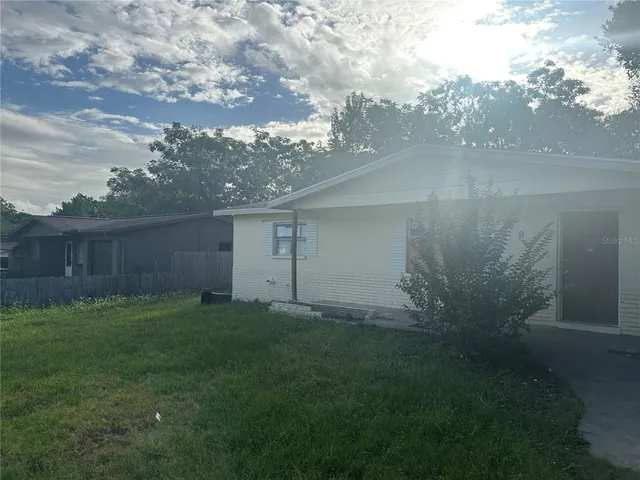 $1,350 | 9 South Lee Street, Beverly Hills, FL 34465