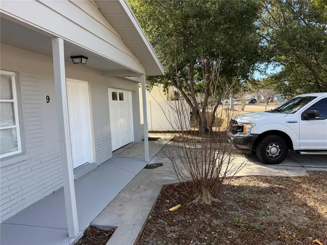 $1,350 | 9 South Lee Street, Beverly Hills, FL 34465