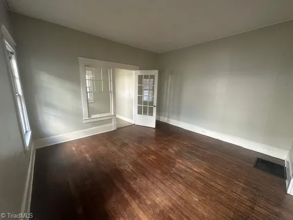 $850 | 124 Tate Street, Unit B, Greensboro, NC 27403