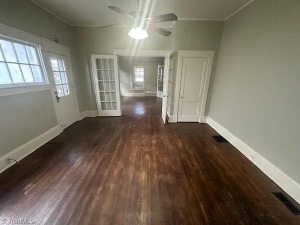 $850 | 124 Tate Street, Unit B, Greensboro, NC 27403