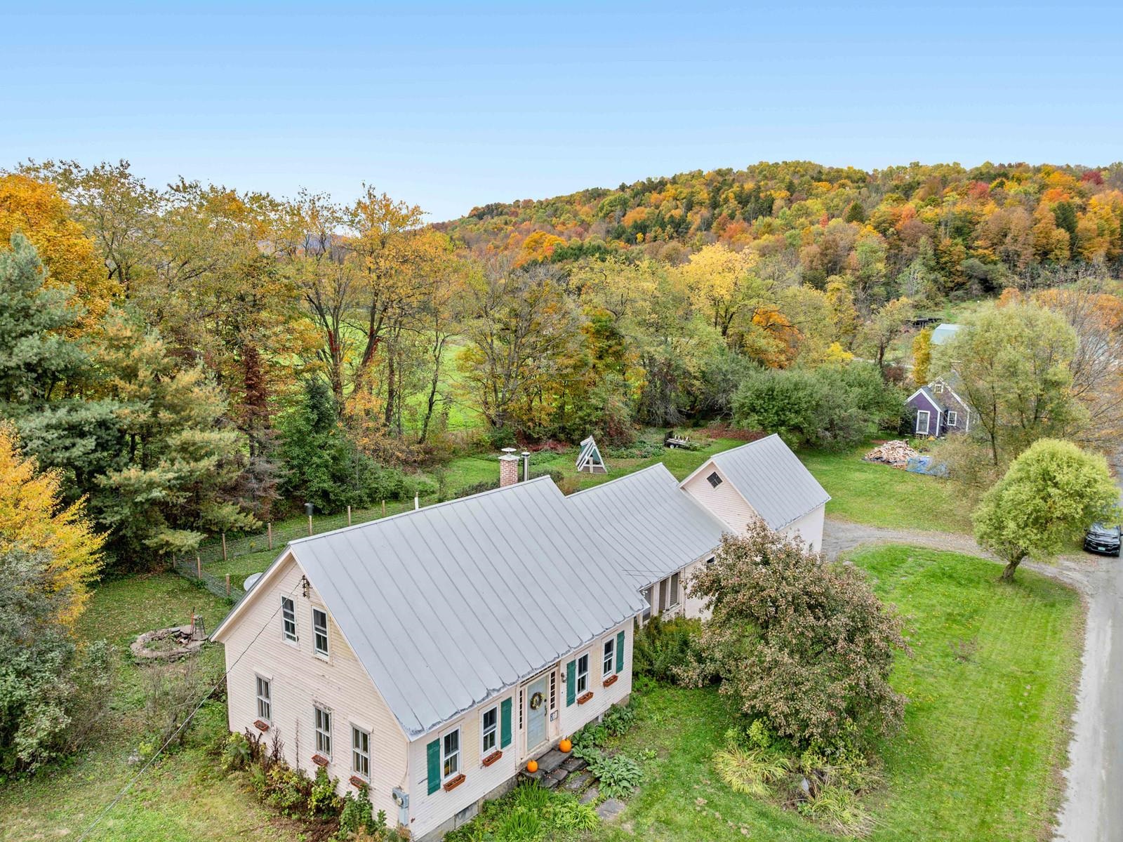 71 Eagle Peak Road Brookfield, VT 05060 - Photo 4 of 46 Gallery Image 4