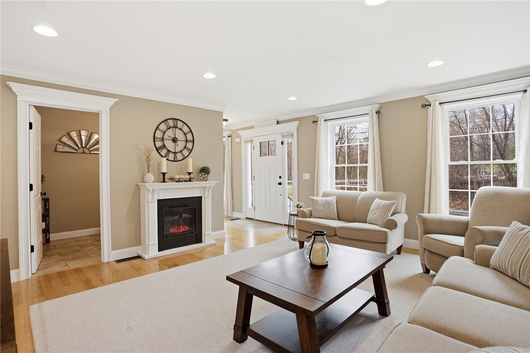 20 Grove Road Cumberland, RI 02864 - Photo 6 of 49