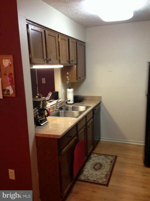 6450 Greenfield Road, Unit 305 Elkridge, MD 21075 - Photo 14 of 19 Kitchen