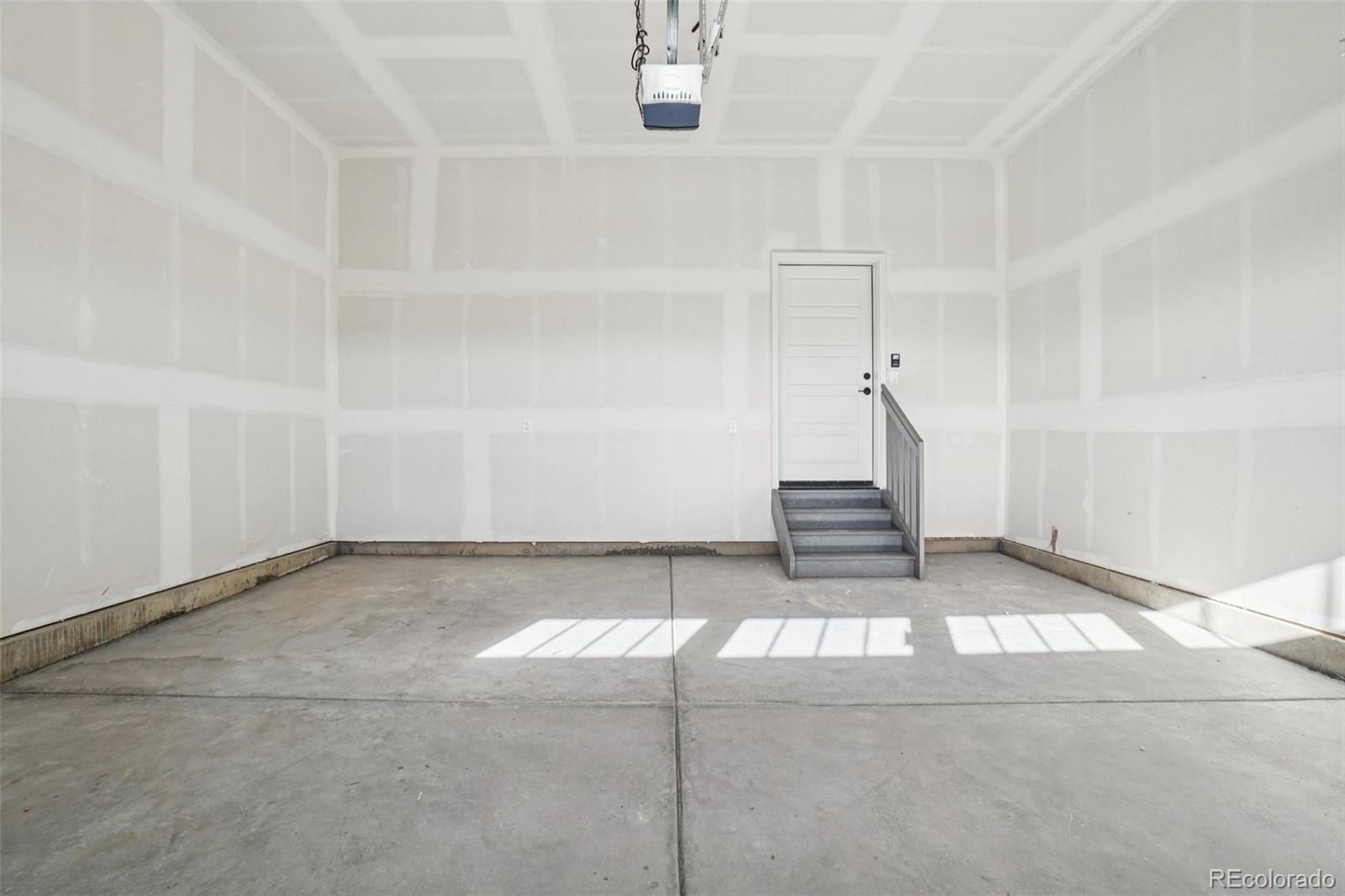 1738 Morningstar Way Fort Collins, CO 80524 - Photo 44 of 47 a view of entryway and hall