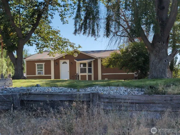 $328,000 | 11063 Road 4.4 Northeast, Moses Lake, WA 98837