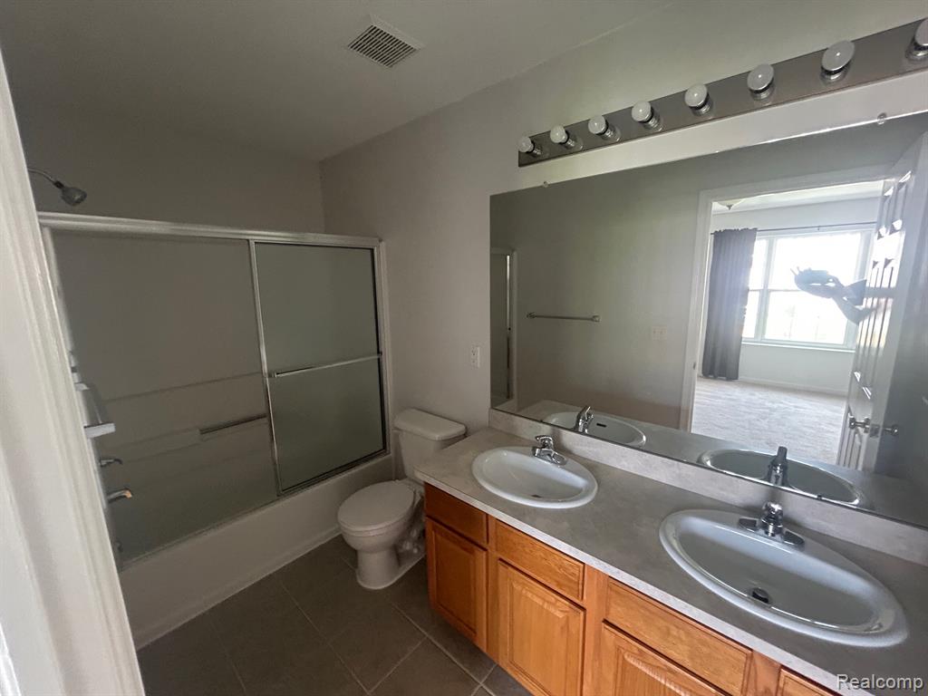 674 Cherry Orchard Road Canton, MI 48188 - Photo 22 of 38