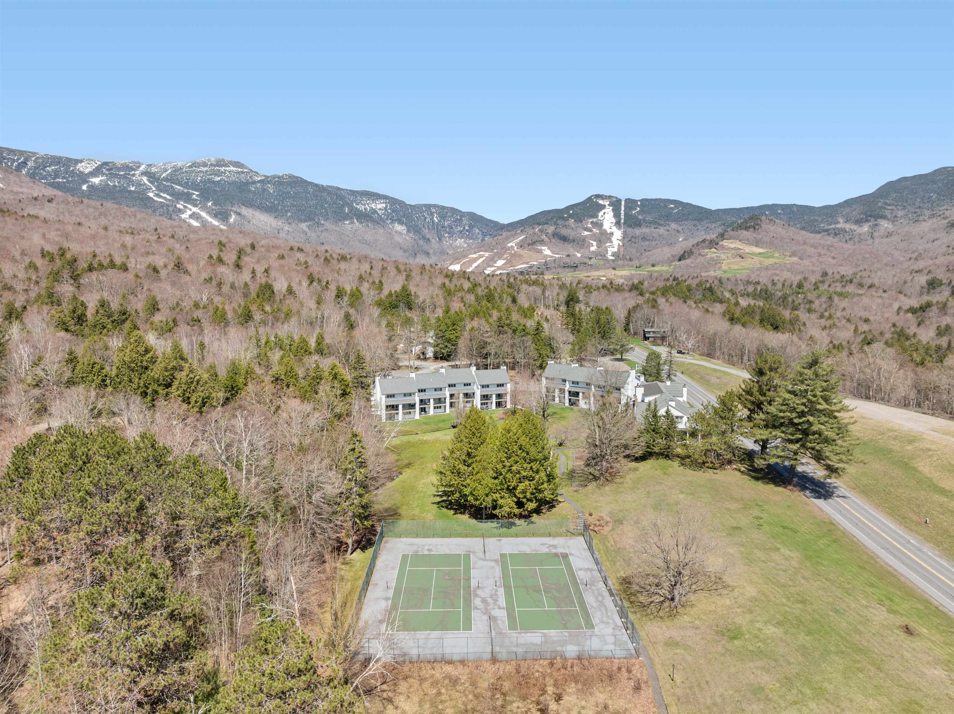 6047 Mountain Road, Unit 14 Stowe, VT 05672 - Photo 47 of 50 Gallery Image 47