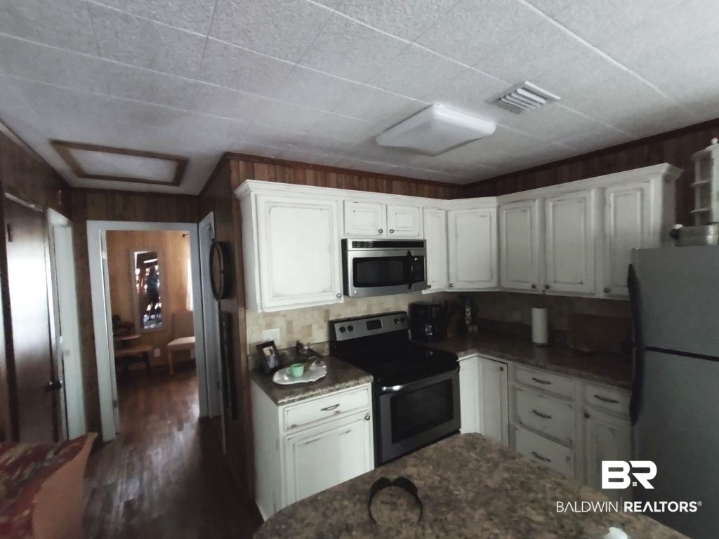 42214 Bayou Road East Bay Minette, AL 36507 - Photo 8 of 35