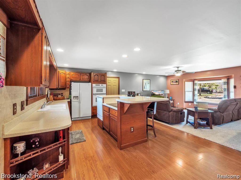 8056 Washburn Road Goodrich, MI 48438 - Photo 15 of 45 15-8056-Washburn-Rd-WindowStill-Real-Estate-Photography-15.jpg