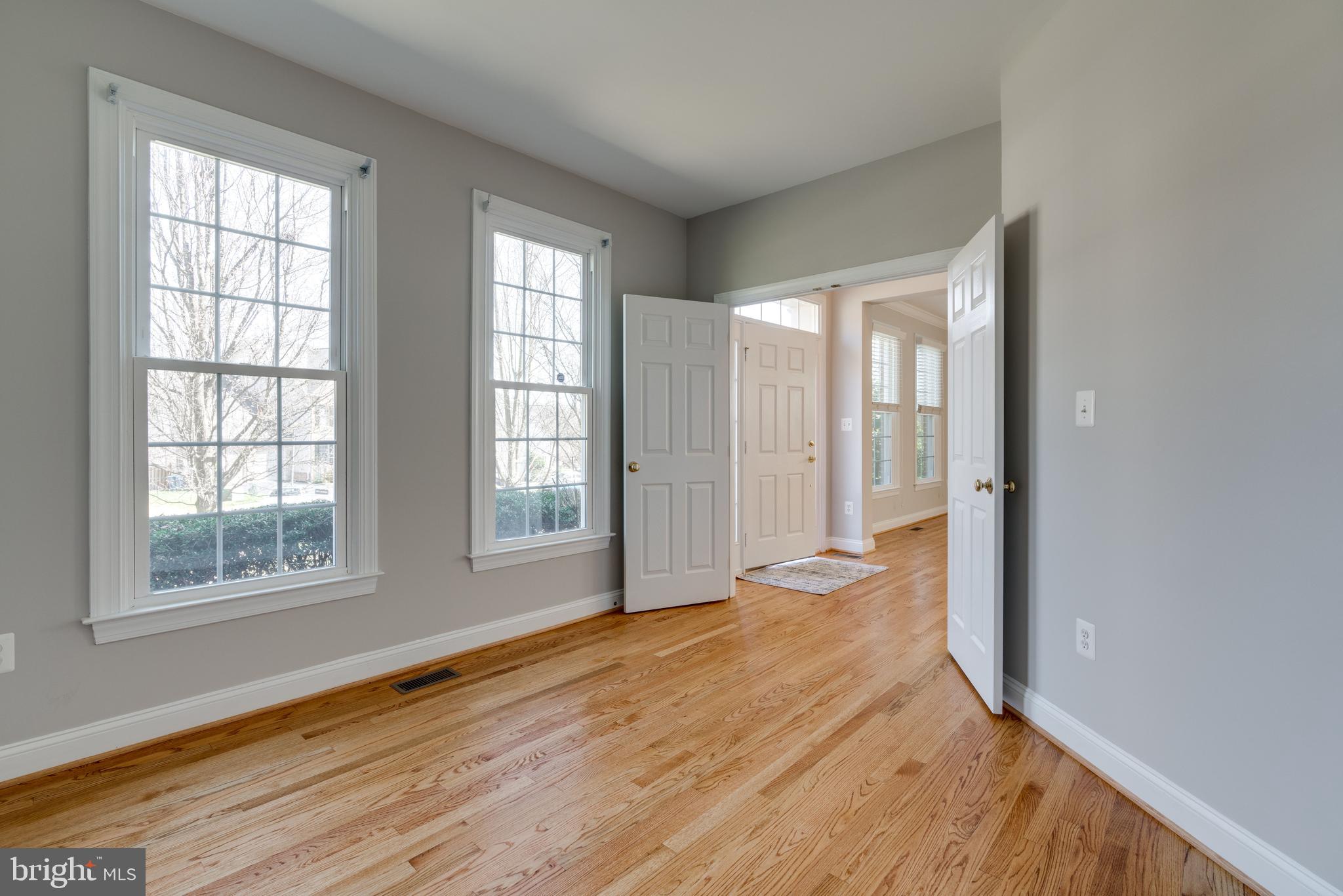 6622 Winstead Manor Court Lorton, VA 22079 - Photo 25 of 79 Home office