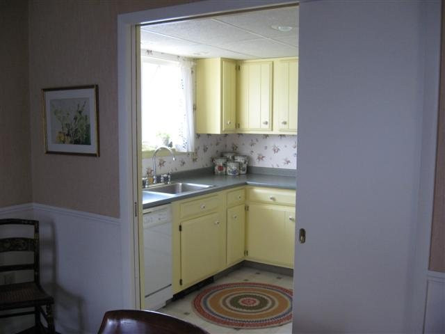 5 Leaf Road Bethlehem, NY 12054 - Photo 7 of 12 Photo 7