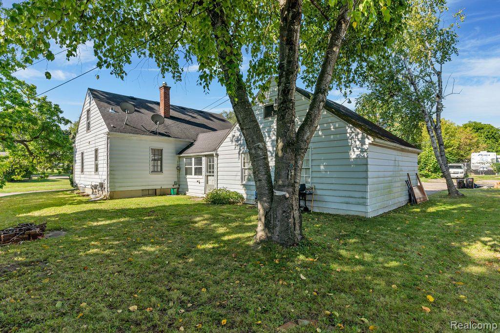 2026 Raskob Street Flint, MI 48504 - Photo 33 of 38