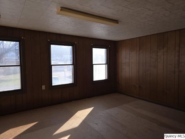 81 West 3rd Street Dallas City, IL 62330 - Photo 16 of 24