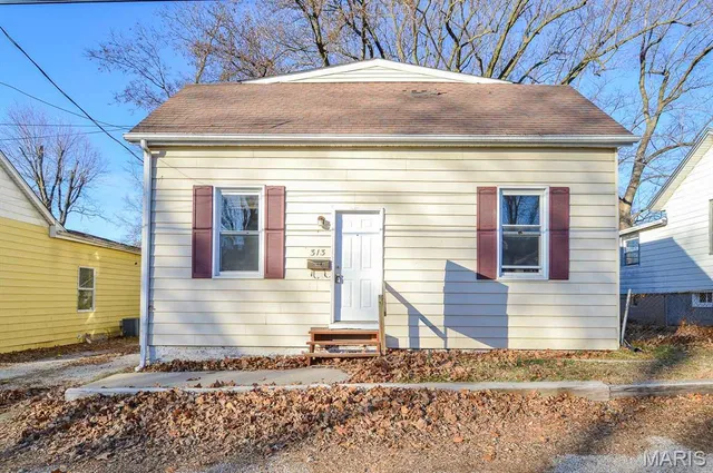 $10,000 | 313 North 7th Street, Belleville, IL 62220