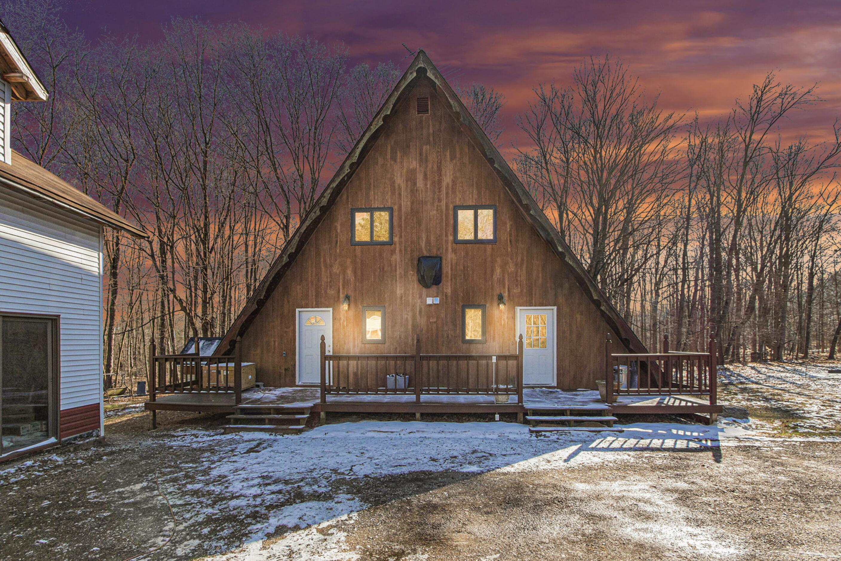 7133 Johnson Road Coloma, MI 49038 - Photo 1 of 49 Front Twilight