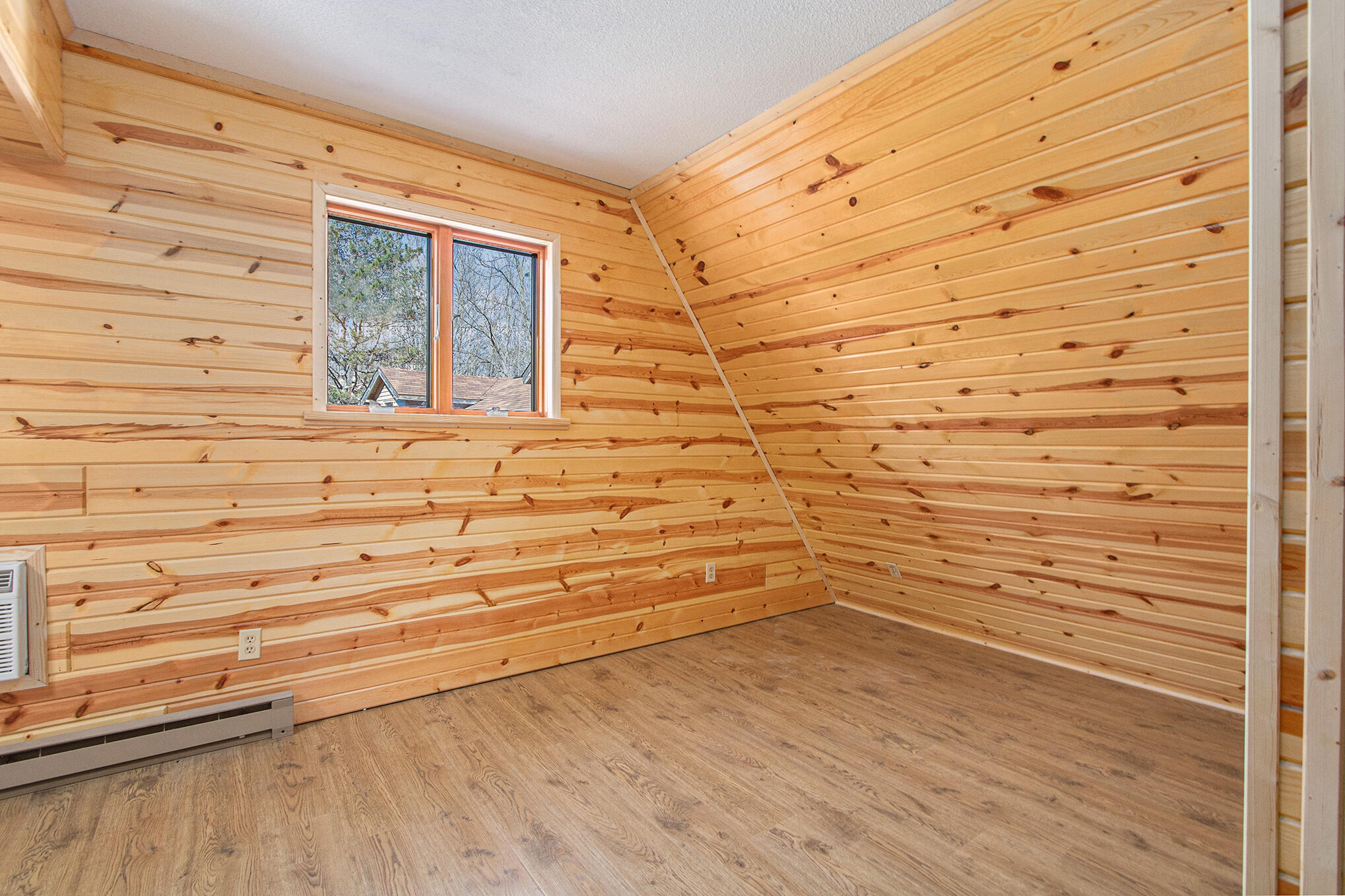 7133 Johnson Road Coloma, MI 49038 - Photo 28 of 49 Bedroom 2