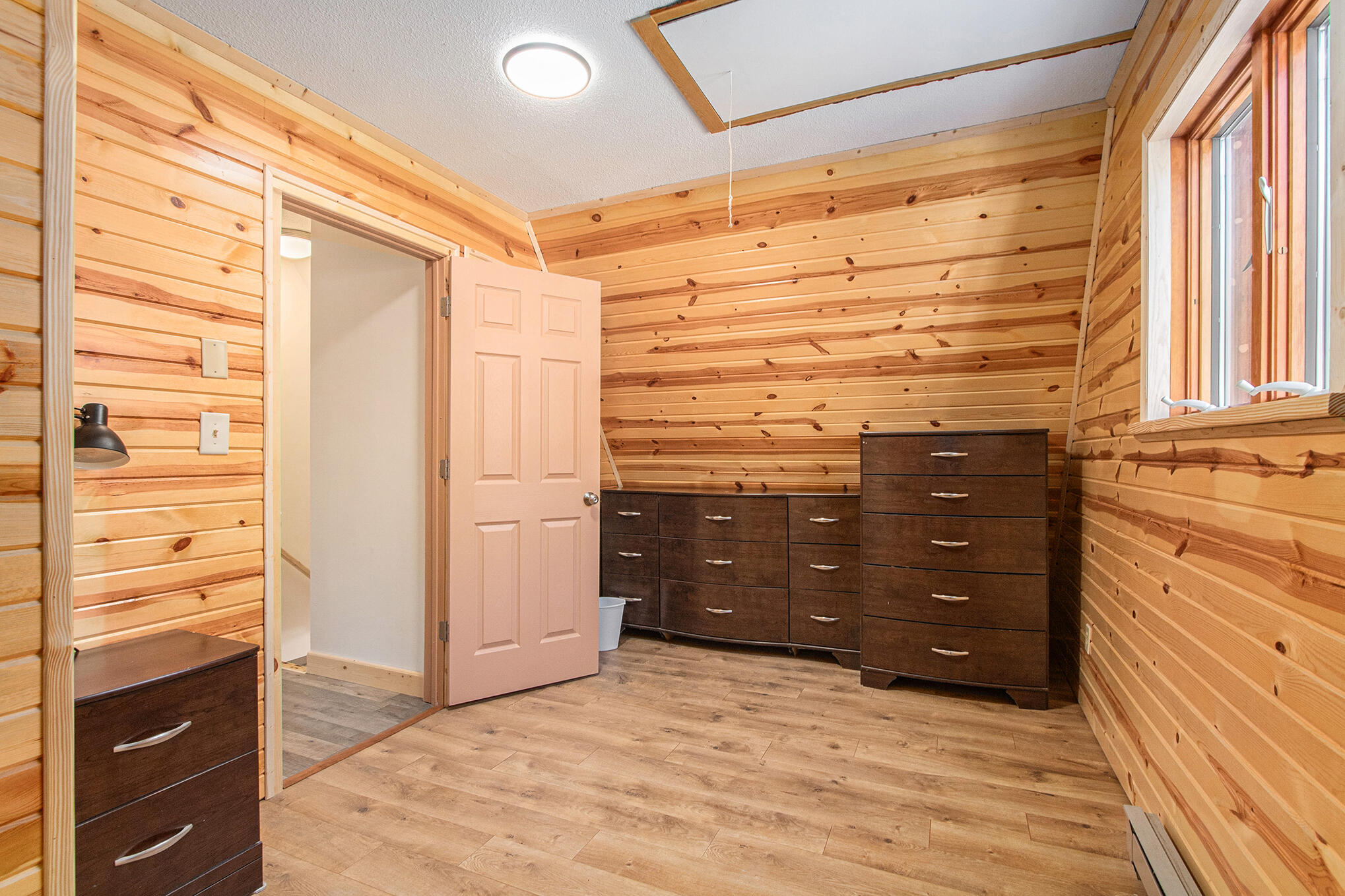 7133 Johnson Road Coloma, MI 49038 - Photo 29 of 49 Bedroom 2