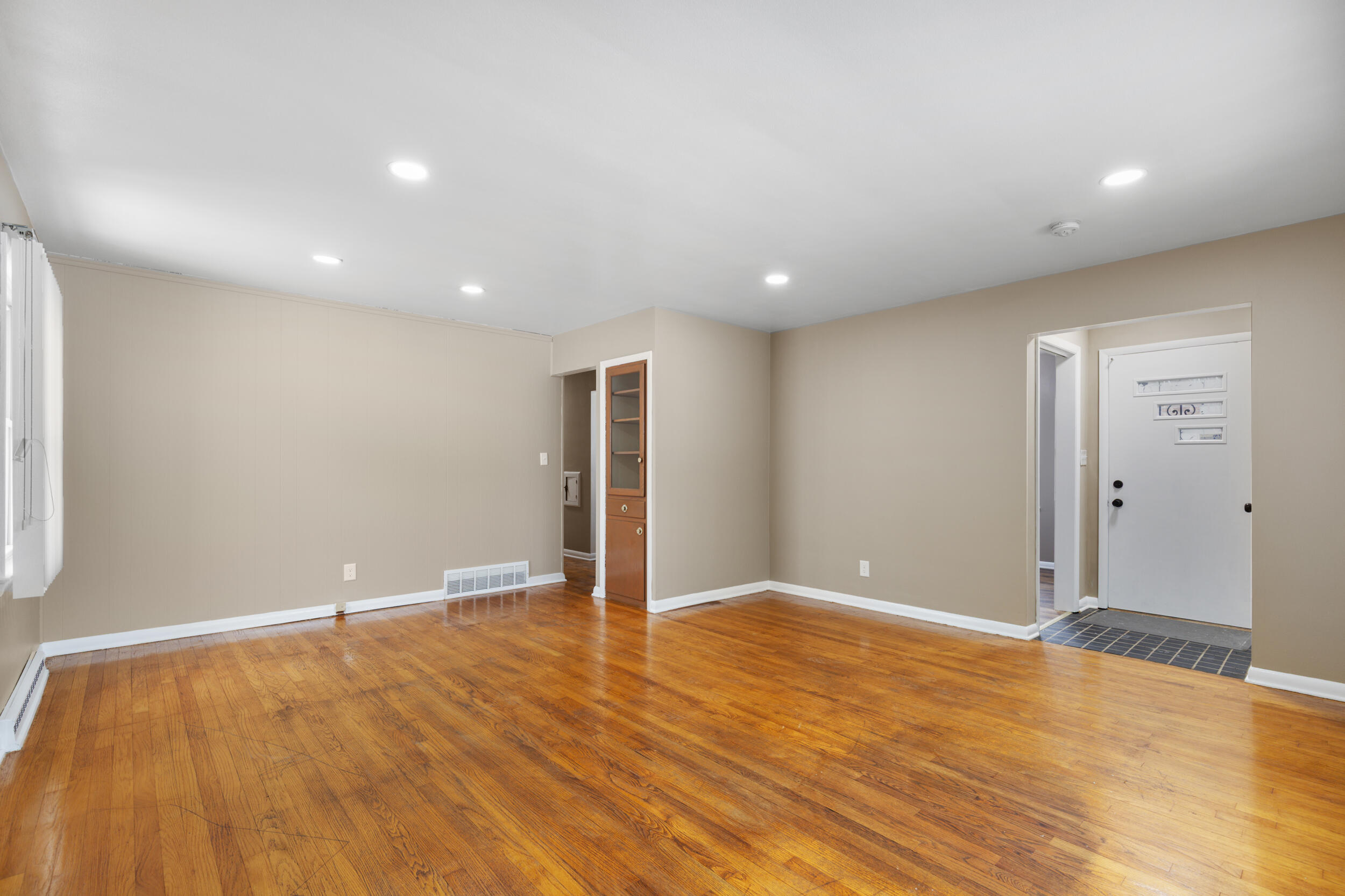 4306 North 72nd Street Milwaukee, WI 53216 - Photo 3 of 24 photo jan 21 2026, 12 24 09 am (1)