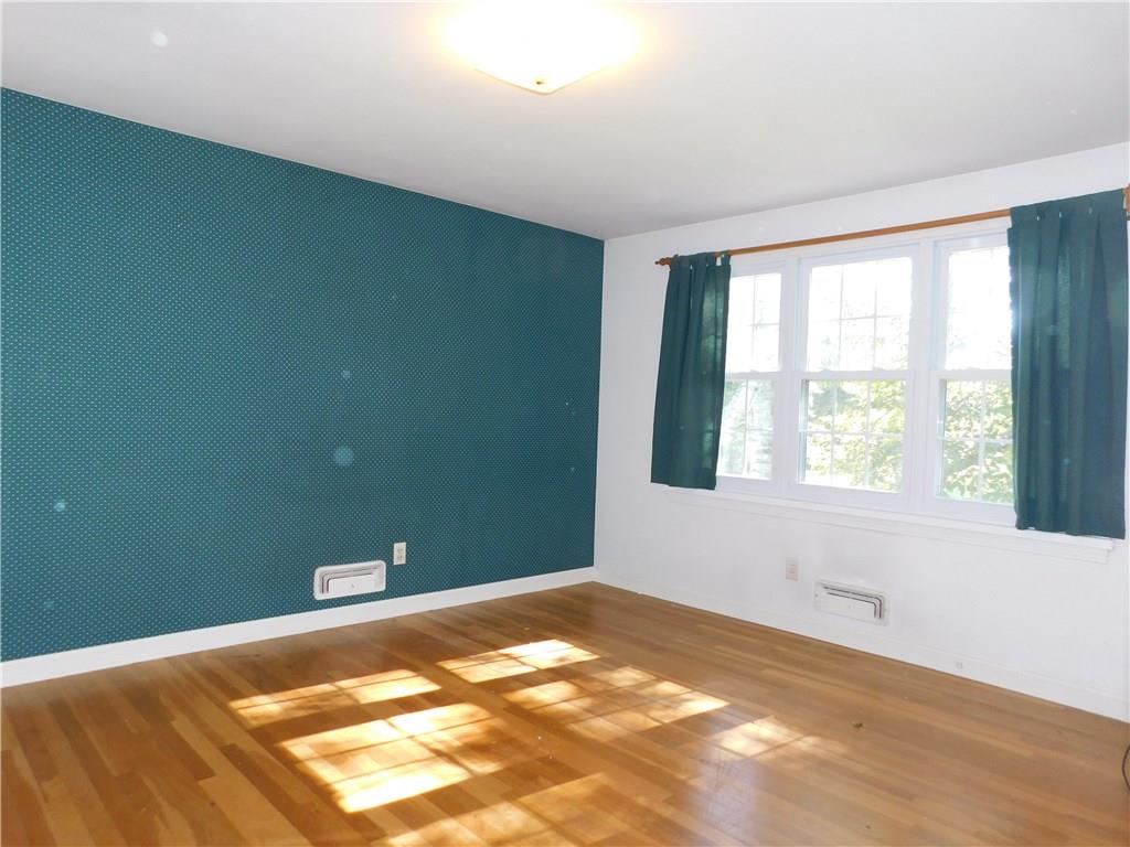 590 Methodist Road Greenville, PA 16125 - Photo 20 of 25 BEDROOM WITH WALK IN CLOSET