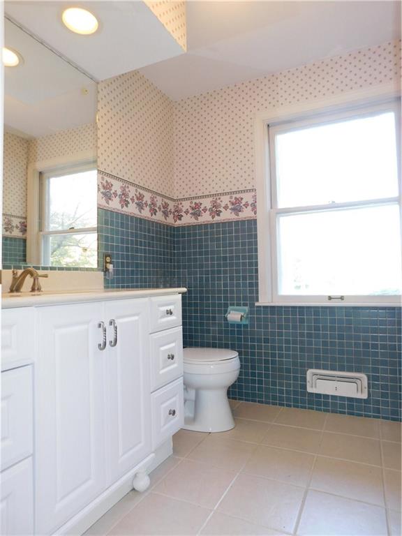 590 Methodist Road Greenville, PA 16125 - Photo 24 of 25 FIRST FLOOR BATH