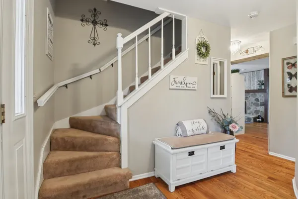 $425,000 | 693 Exmoor Terrace, Crystal Lake, IL 60014