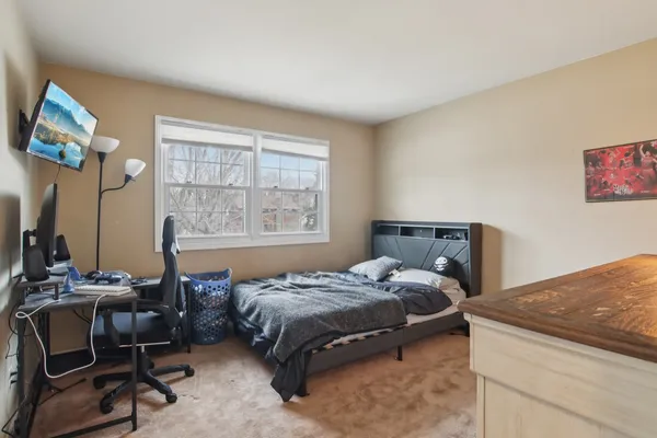 $425,000 | 693 Exmoor Terrace, Crystal Lake, IL 60014
