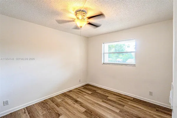 $2,400 | 5100 Southwest 64th Avenue, Unit 106, Davie, FL 33314