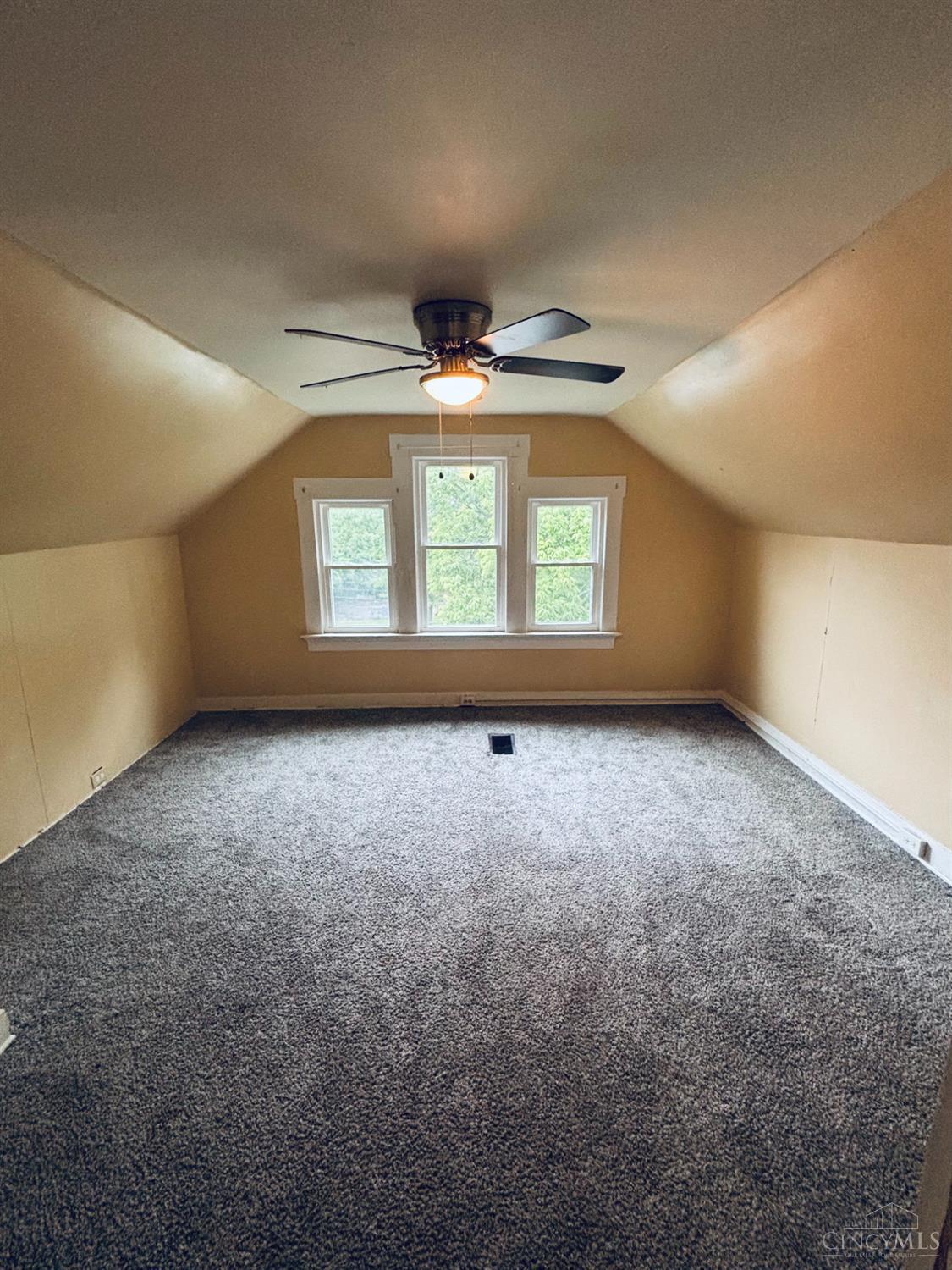 1831 West North Bend Road Cincinnati, OH 45224 - Photo 17 of 55